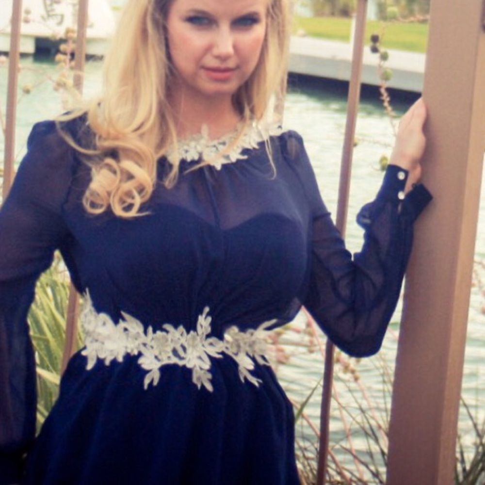 London dress company size US 2